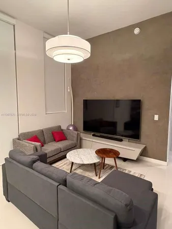 $2,500 | 7875 Northwest 107th Avenue, Unit 812, Doral, FL 33178