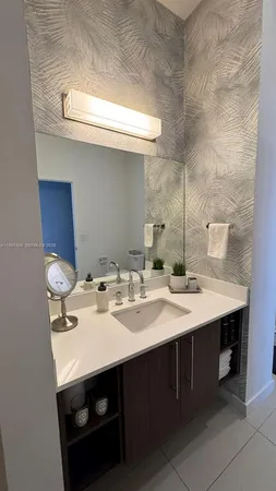 $2,500 | 7875 Northwest 107th Avenue, Unit 812, Doral, FL 33178