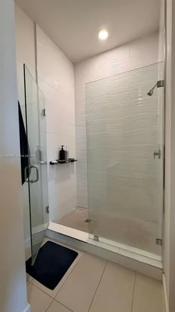 $2,500 | 7875 Northwest 107th Avenue, Unit 812, Doral, FL 33178