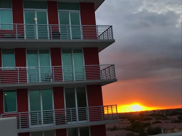 $2,500 | 7875 Northwest 107th Avenue, Unit 812, Doral, FL 33178