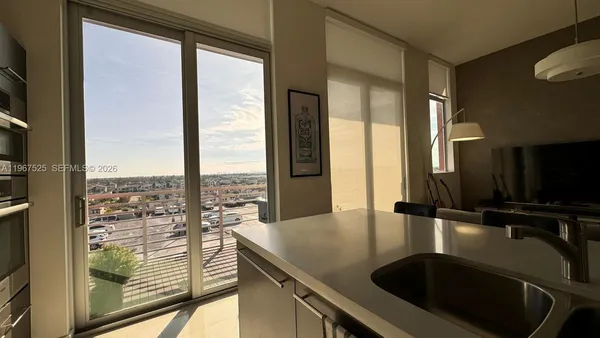 $2,500 | 7875 Northwest 107th Avenue, Unit 812, Doral, FL 33178