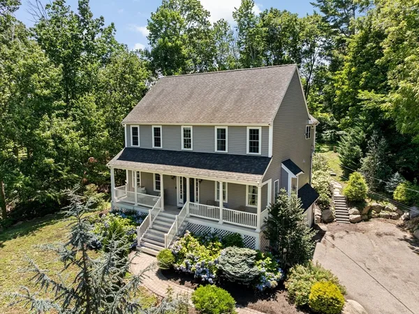 $1,199,000 | 495 Chief Justice Cushing Highway, Cohasset, MA 02025