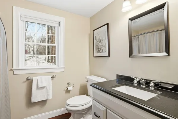 $1,199,000 | 495 Chief Justice Cushing Highway, Cohasset, MA 02025