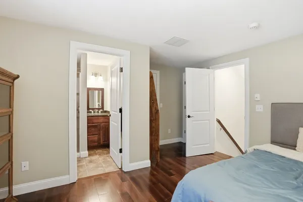 $1,199,000 | 495 Chief Justice Cushing Highway, Cohasset, MA 02025