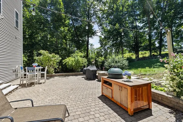 $1,199,000 | 495 Chief Justice Cushing Highway, Cohasset, MA 02025