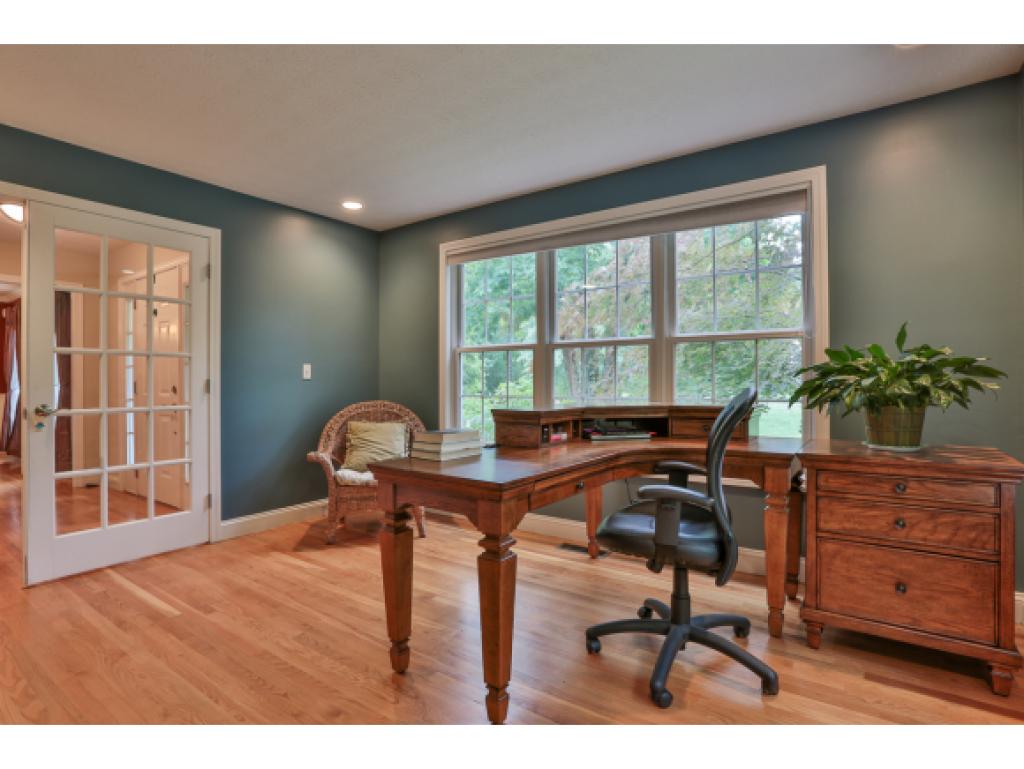 16 Mitchell Pond Road Windham, NH 03087 - Photo 13 of 28