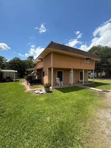 $325,000 | 688 County Road 2097, Liberty, TX 77575