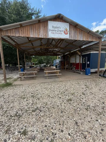 $325,000 | 688 County Road 2097, Liberty, TX 77575