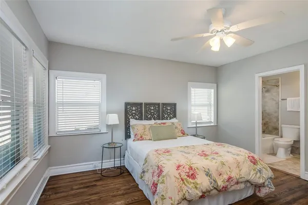 $2,550 | 5902 Velasco Avenue, Dallas, TX 75206