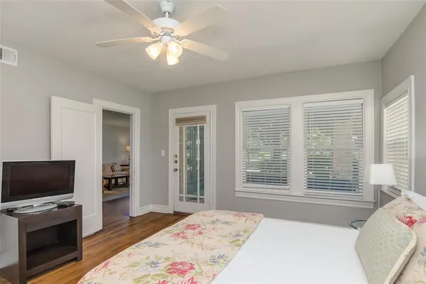 $2,550 | 5902 Velasco Avenue, Dallas, TX 75206