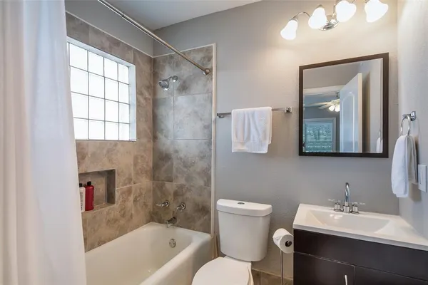 $2,550 | 5902 Velasco Avenue, Dallas, TX 75206