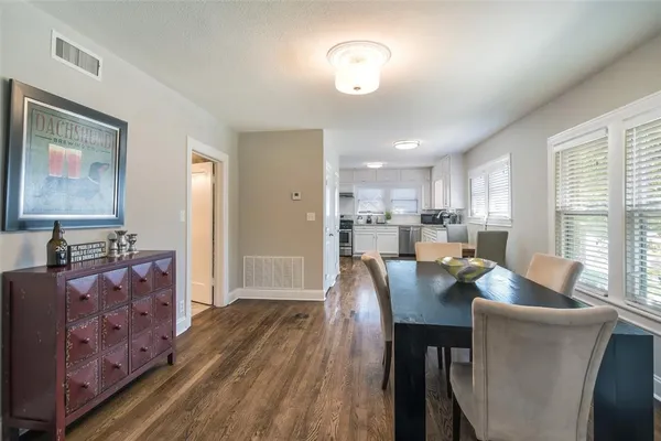 $2,550 | 5902 Velasco Avenue, Dallas, TX 75206