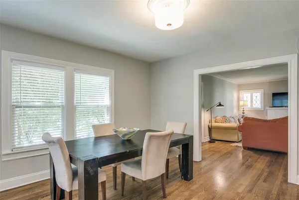 $2,550 | 5902 Velasco Avenue, Dallas, TX 75206