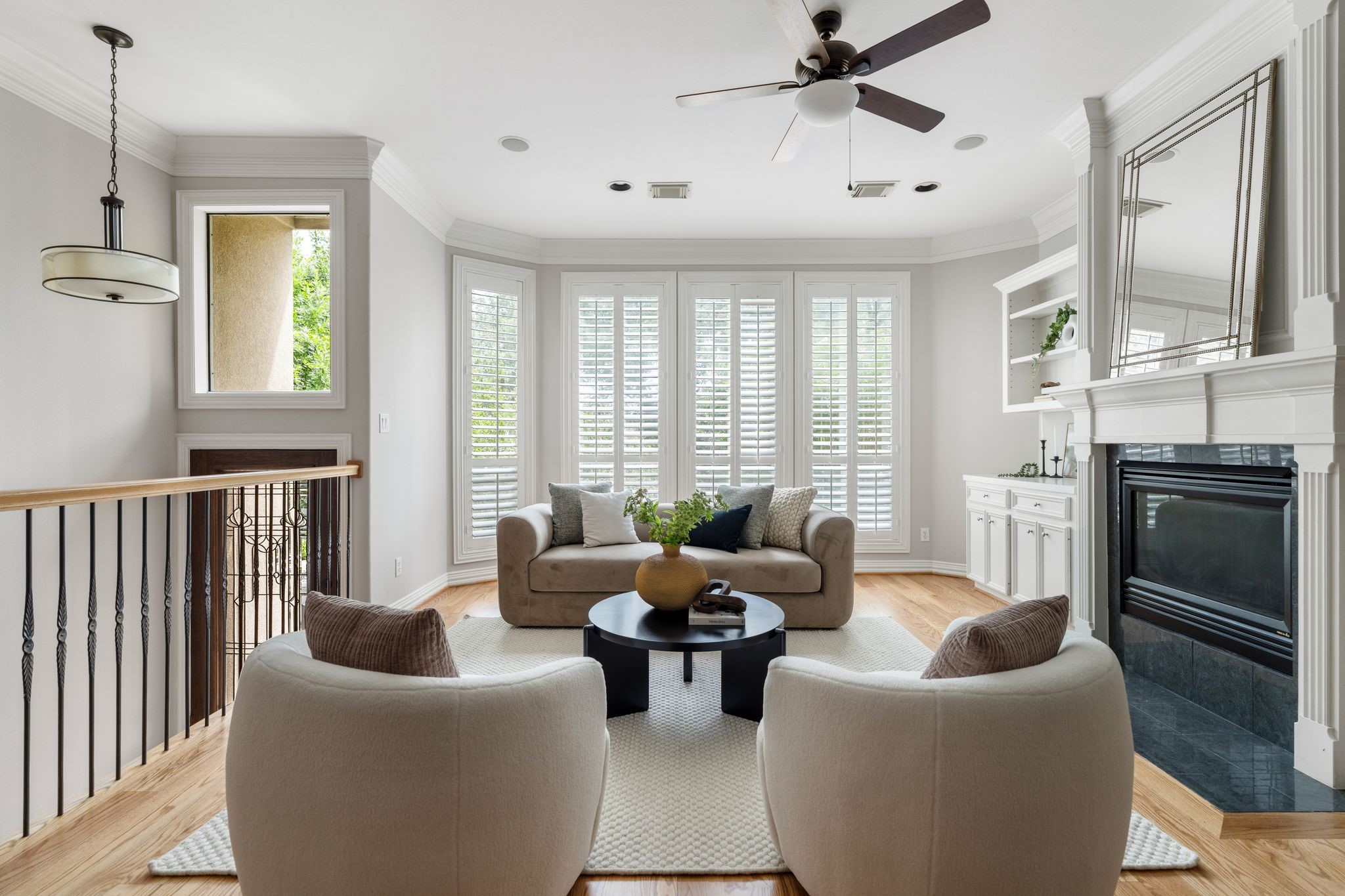 1824 Vermont Street Houston, TX 77006 - Photo 2 of 45