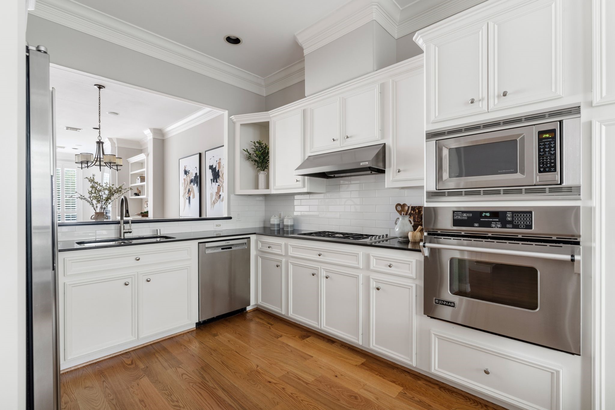 1824 Vermont Street Houston, TX 77006 - Photo 24 of 45