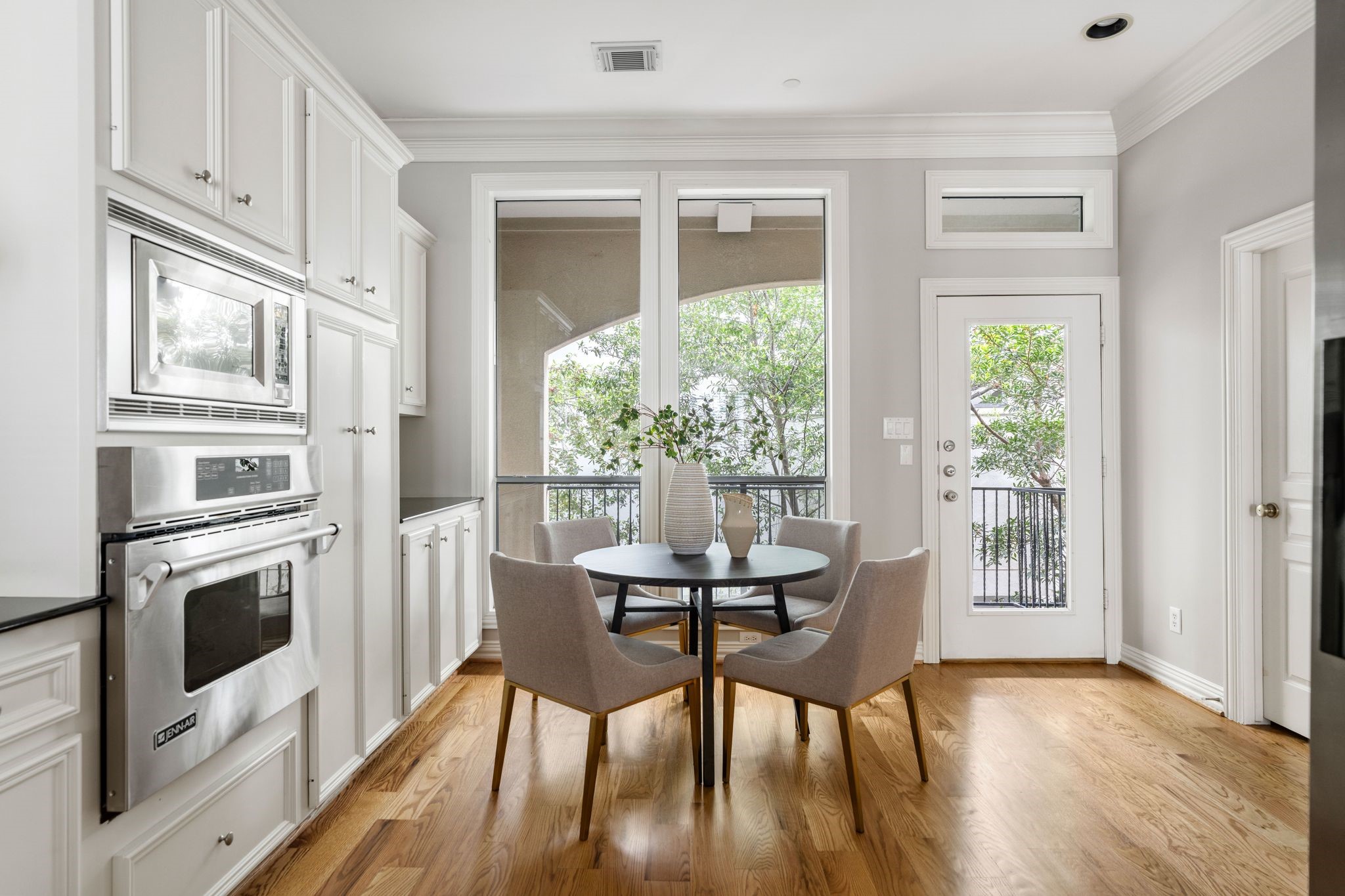 1824 Vermont Street Houston, TX 77006 - Photo 5 of 45