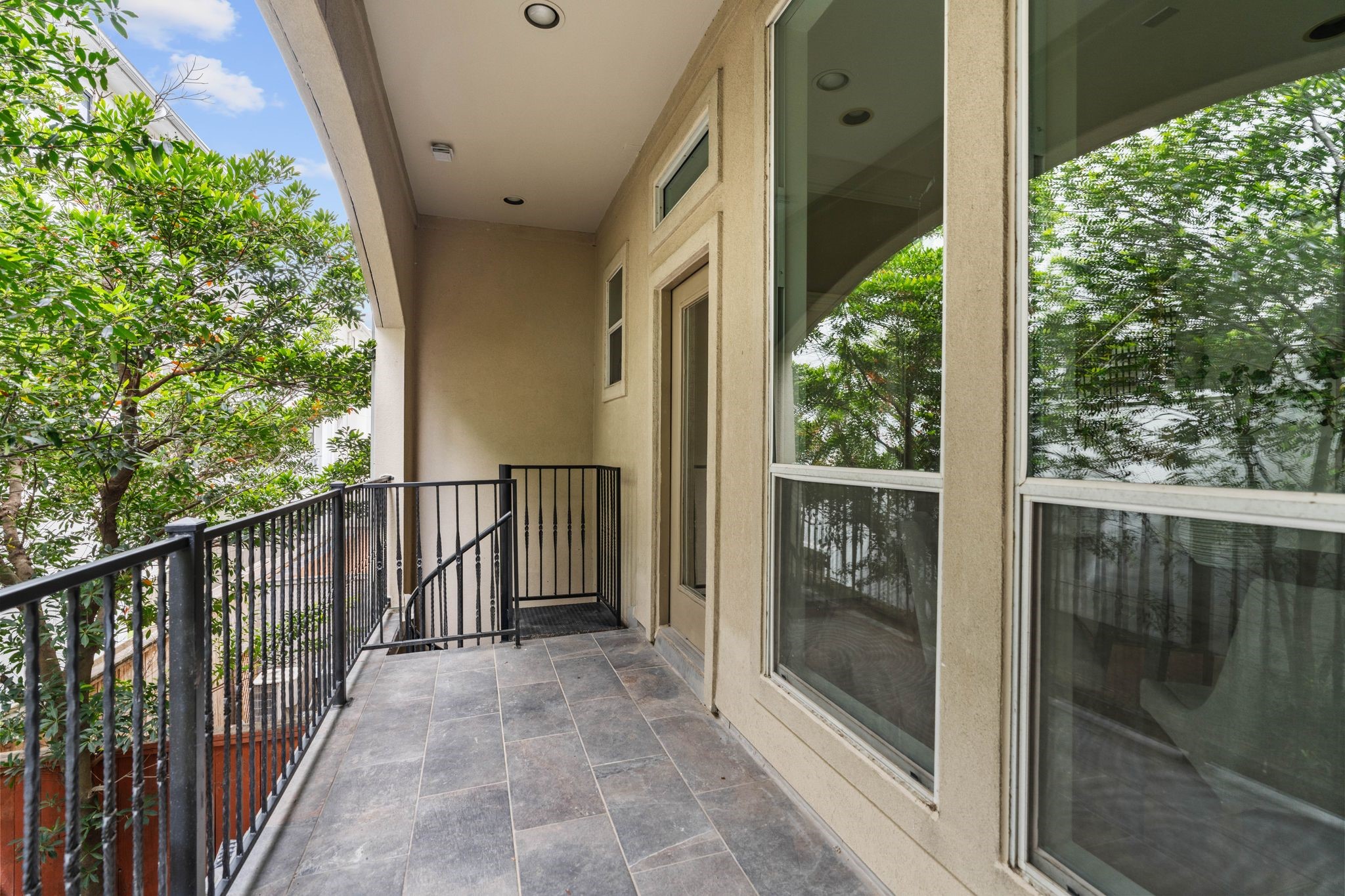 1824 Vermont Street Houston, TX 77006 - Photo 7 of 45