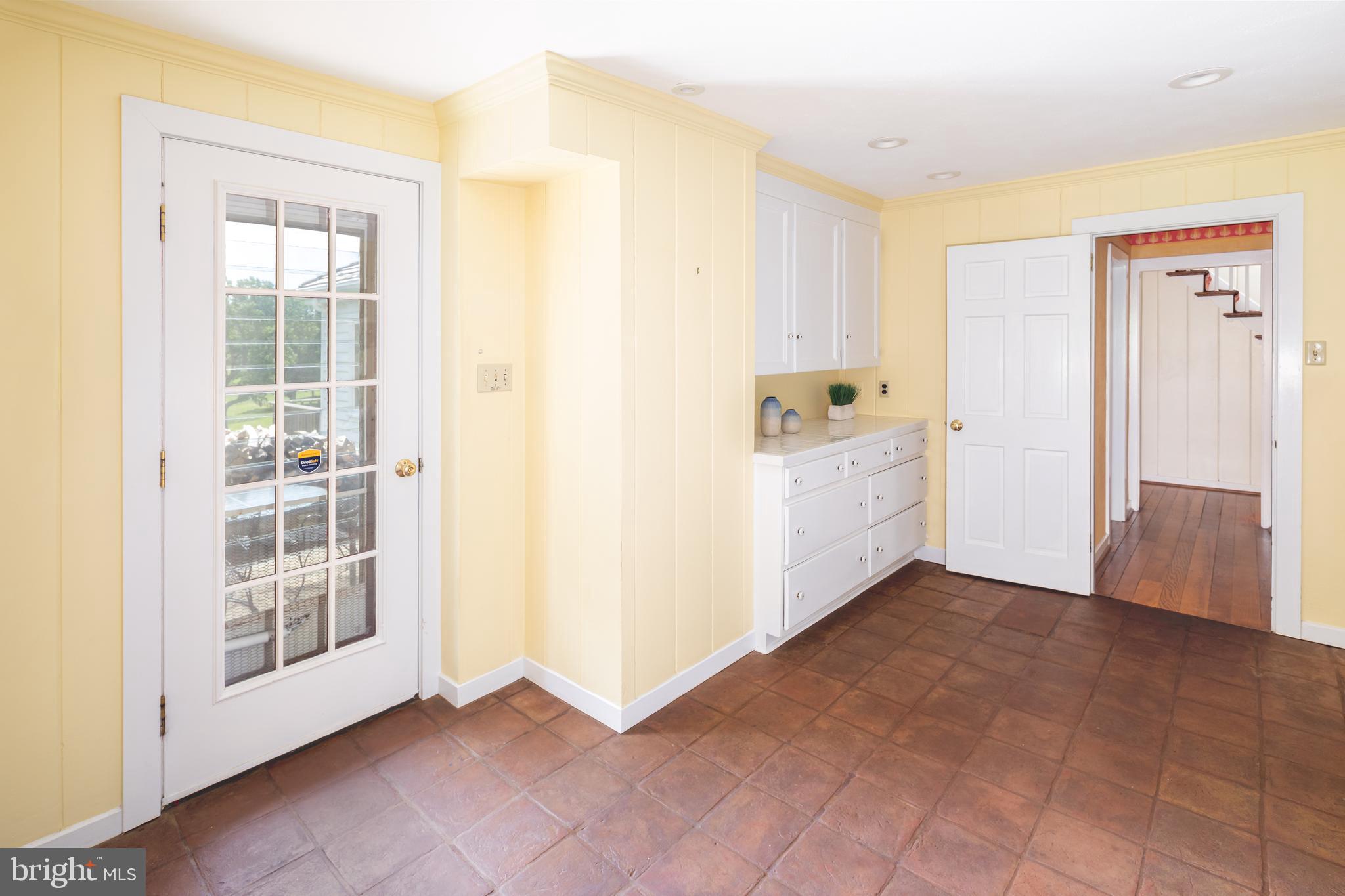 137 Davis Road Malvern, PA 19355 - Photo 30 of 61 Mudroom
