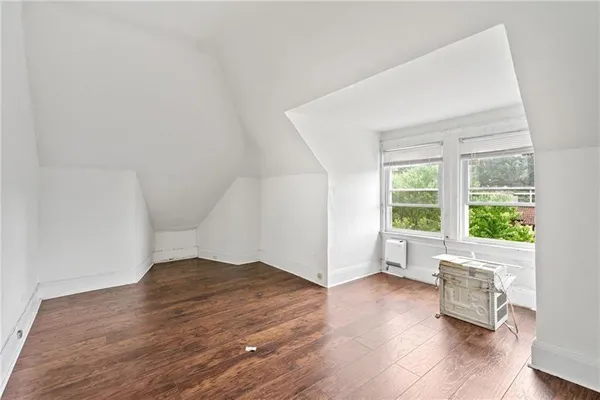 $2,400 | 1615 Denniston Street, Unit 2, Pittsburgh, PA 15217