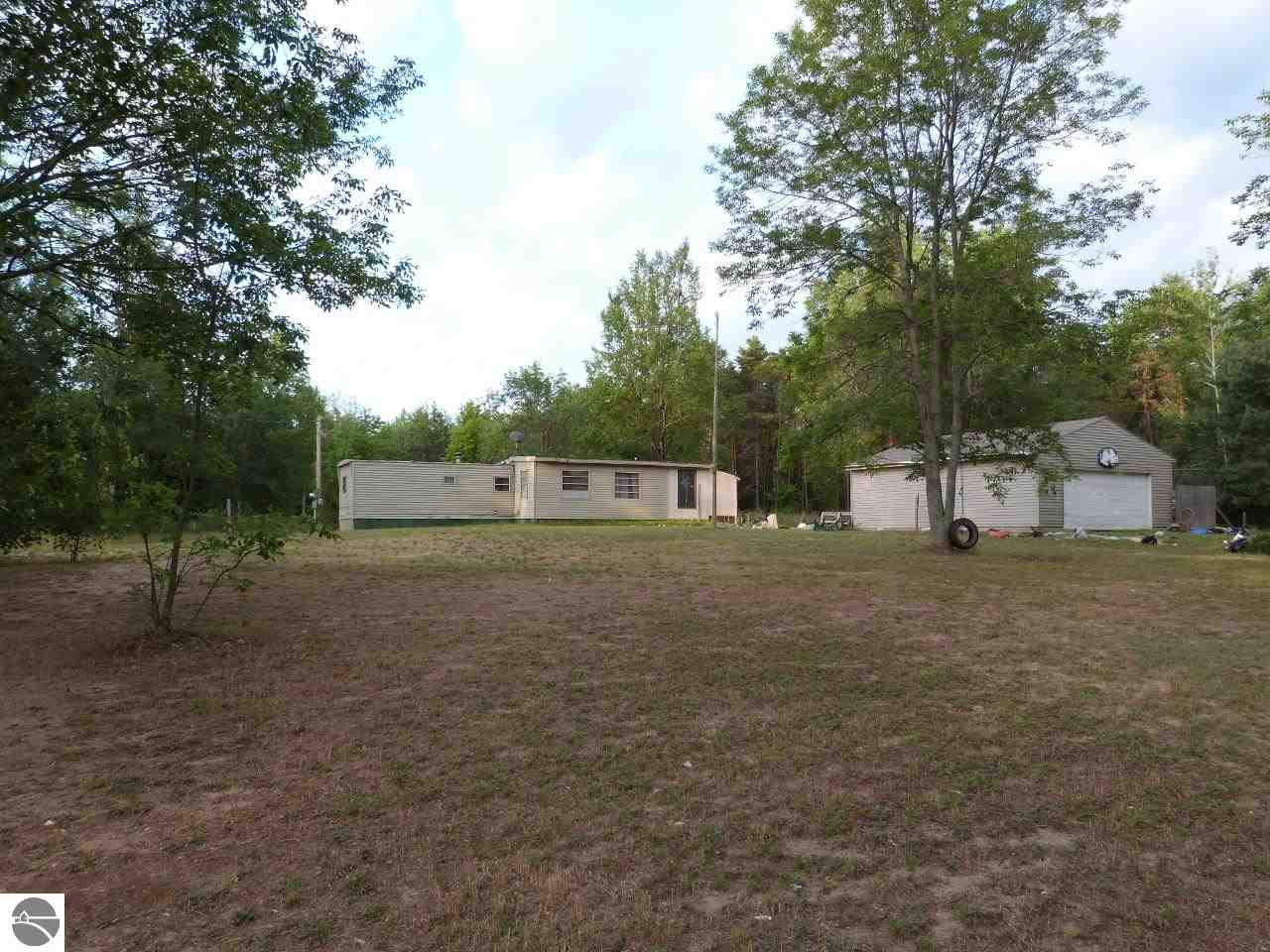 23707 Faylor Road Copemish, MI 49625 - Photo 4 of 33 1749700-3.JPG