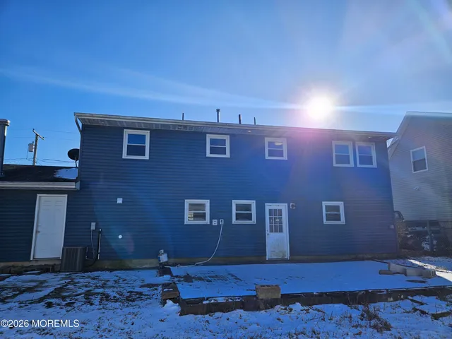 $3,200 | 118 Walnut Drive, Lanoka Harbor, NJ 08734