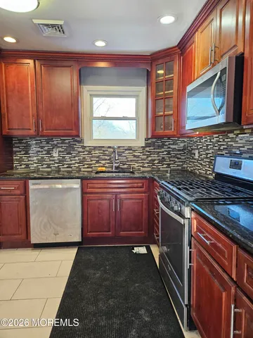 $3,200 | 118 Walnut Drive, Lanoka Harbor, NJ 08734