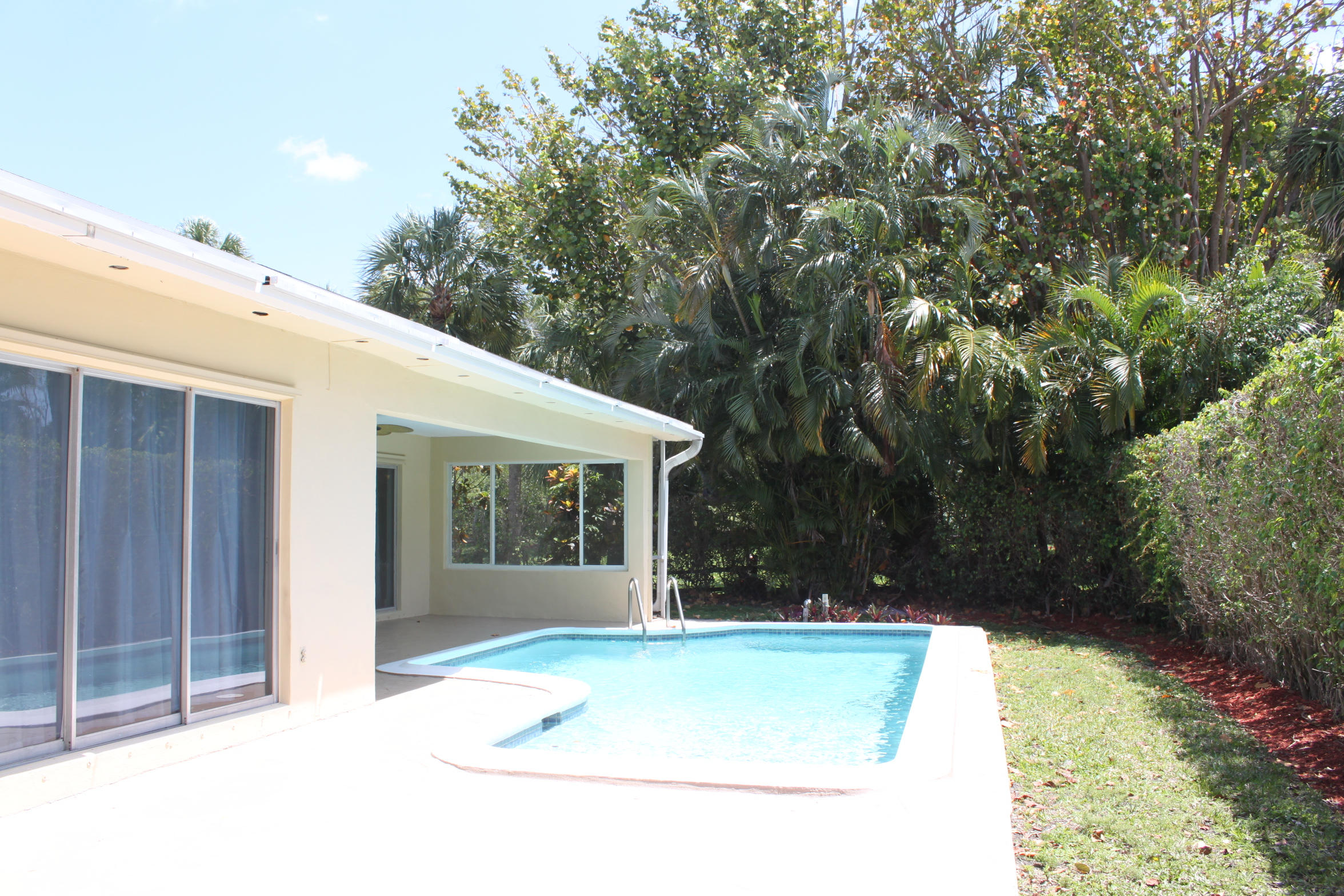 Open Pool