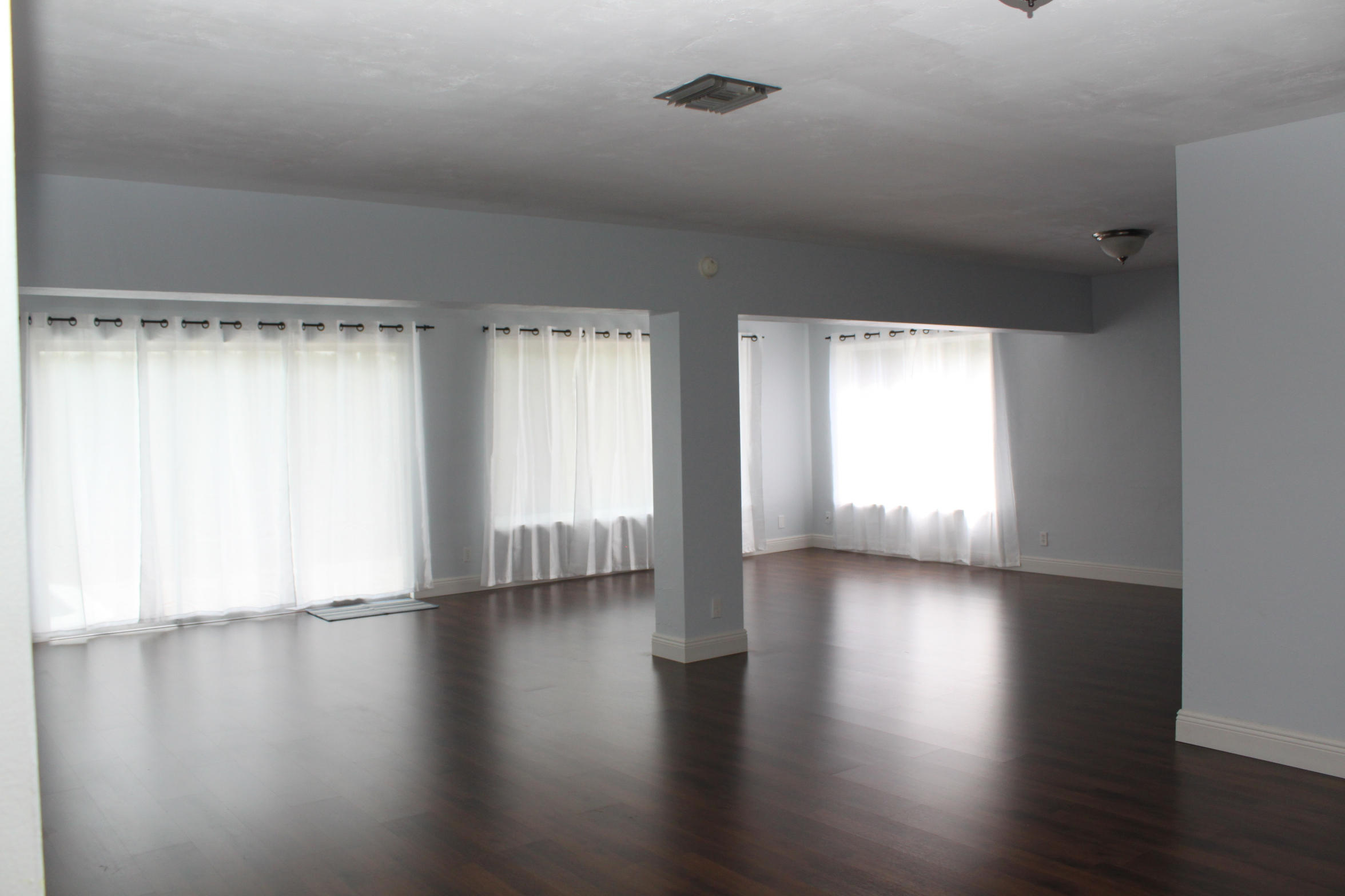 550 Northeast 17th Street Boca Raton, FL 33432 - Photo 8 of 18 View of Living, family and dining area
