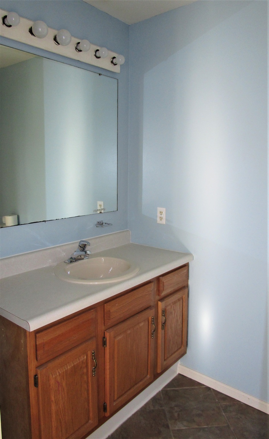 158 Wheat Ridge Court Decatur, IN 46733 - Photo 4 of 9