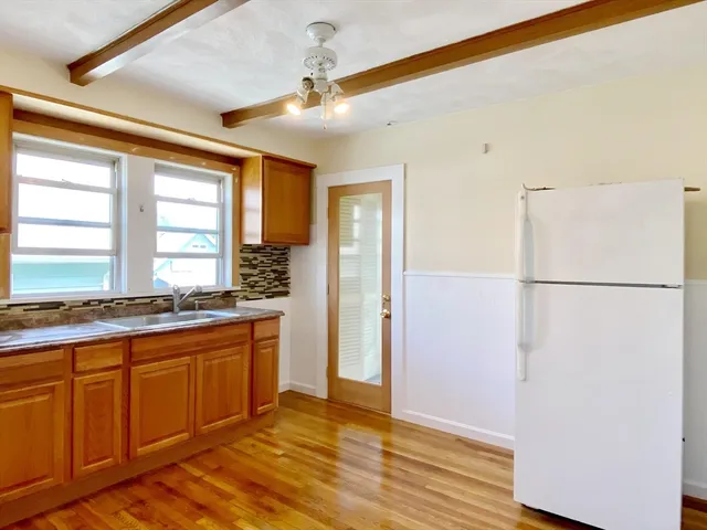 $2,700 | 9 Cresthill Road, Unit 2, Somerville, MA 02145