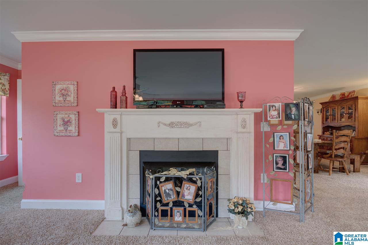 980 Kathy Lane Fultondale, AL 35068 - Photo 22 of 42