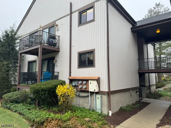 $265,900 | 13244 Dell Place, Unit 244, Stanhope, NJ 07874