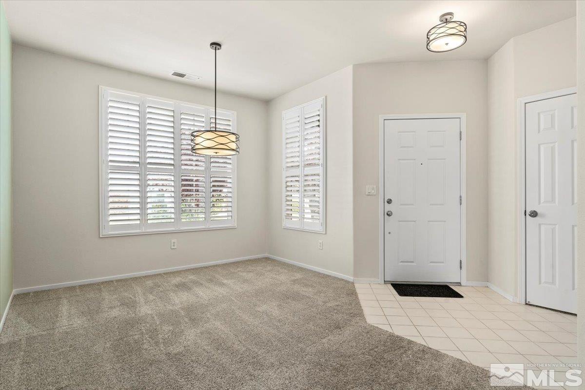 9673 Otter Way Reno, NV 89521 - Photo 4 of 33 Photo 4