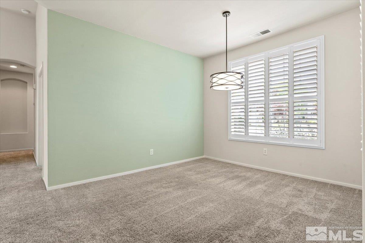 9673 Otter Way Reno, NV 89521 - Photo 6 of 33 Photo 6