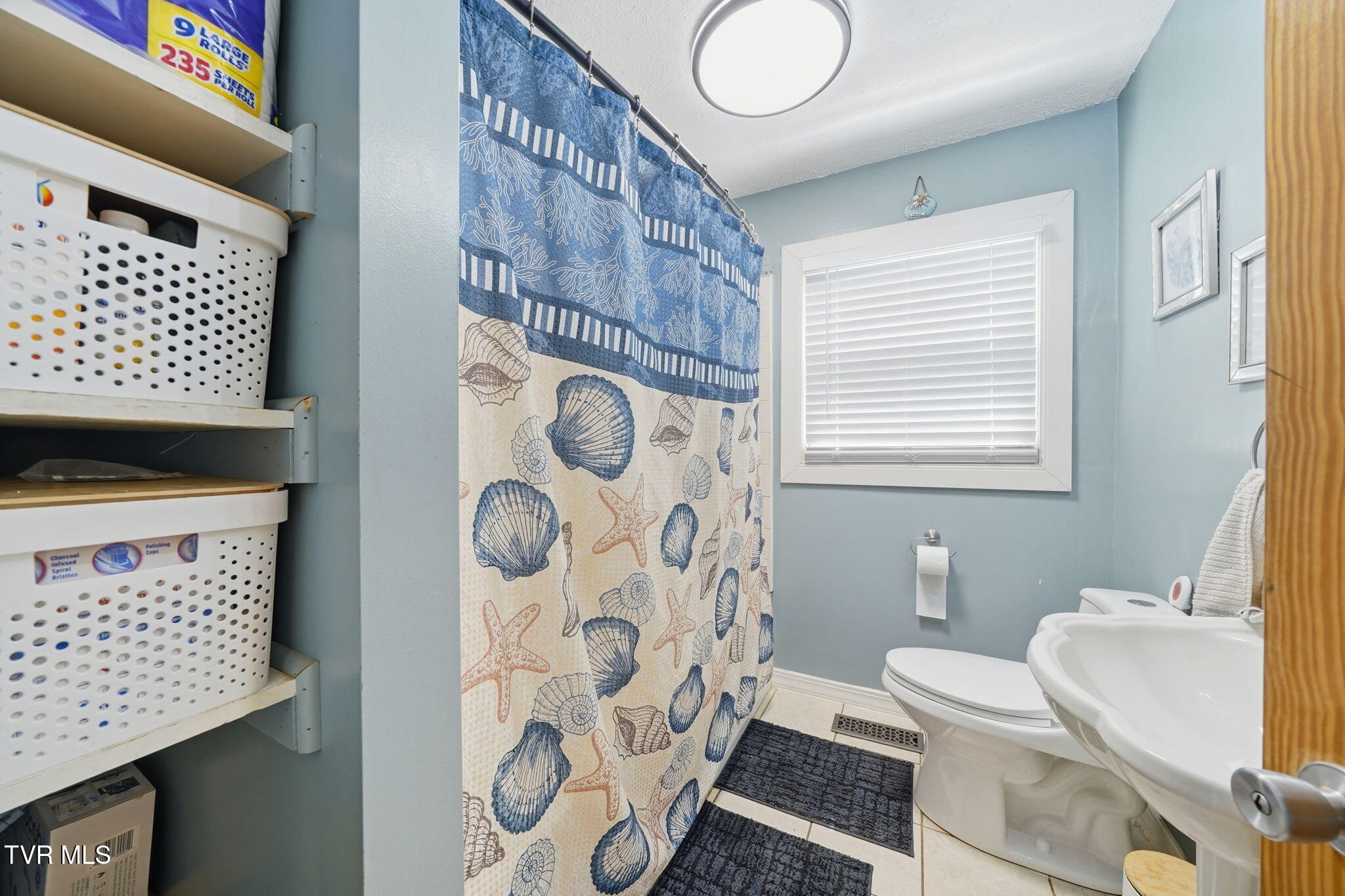 401 Seminole Road Bristol, VA 24201 - Photo 16 of 24 10-web-or-mls-020_JH 20260714-036