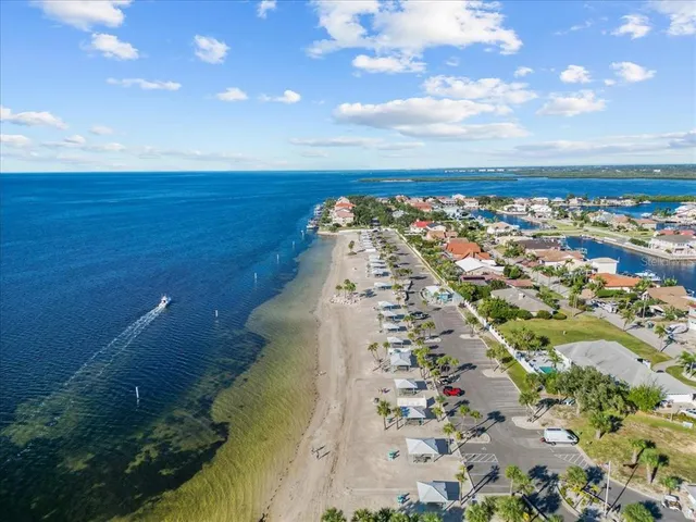 $425,000 | 4880 Shell Stream Boulevard, New Port Richey, FL 34652