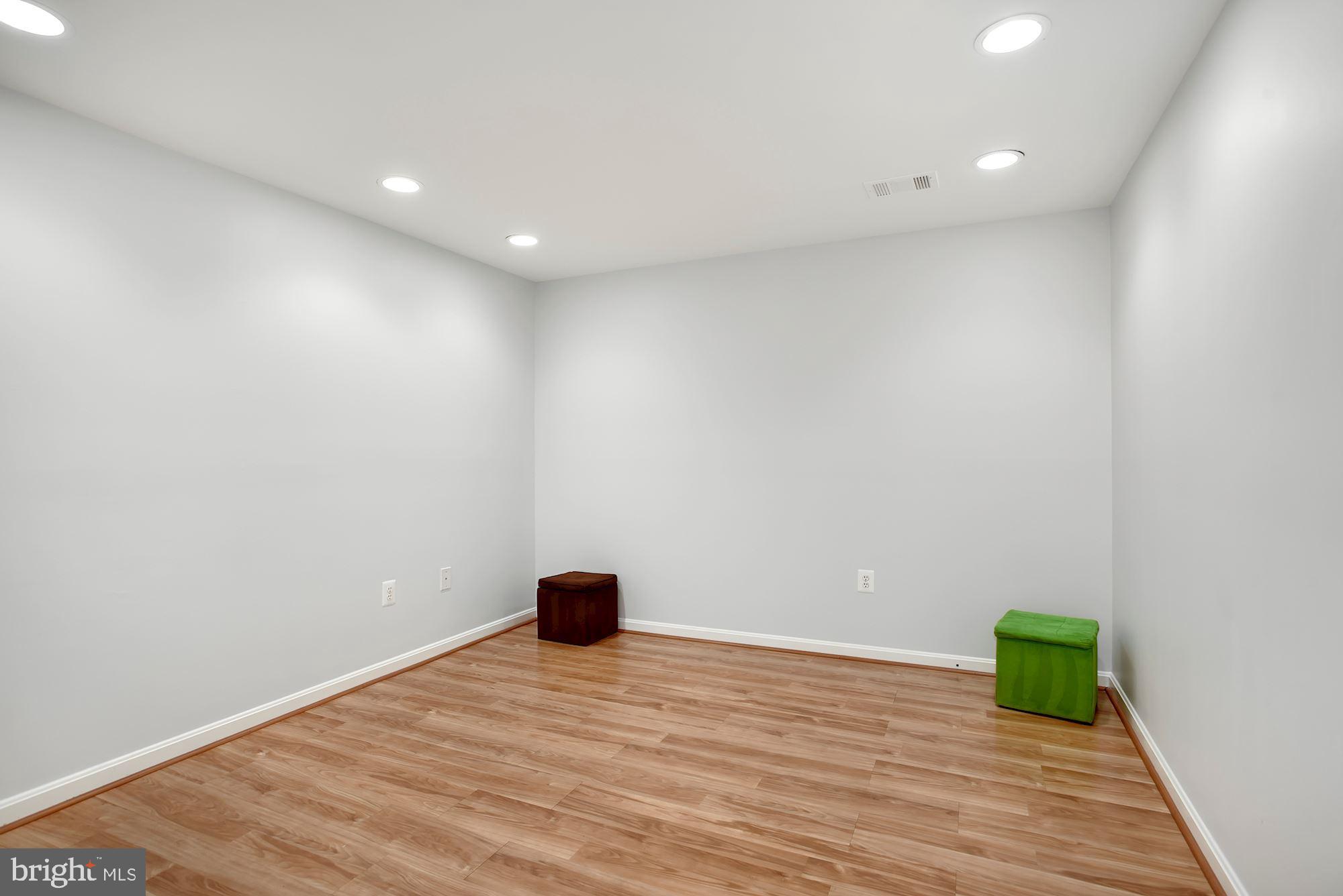1263 Weatherstone Court Reston, VA 20194 - Photo 29 of 34 29