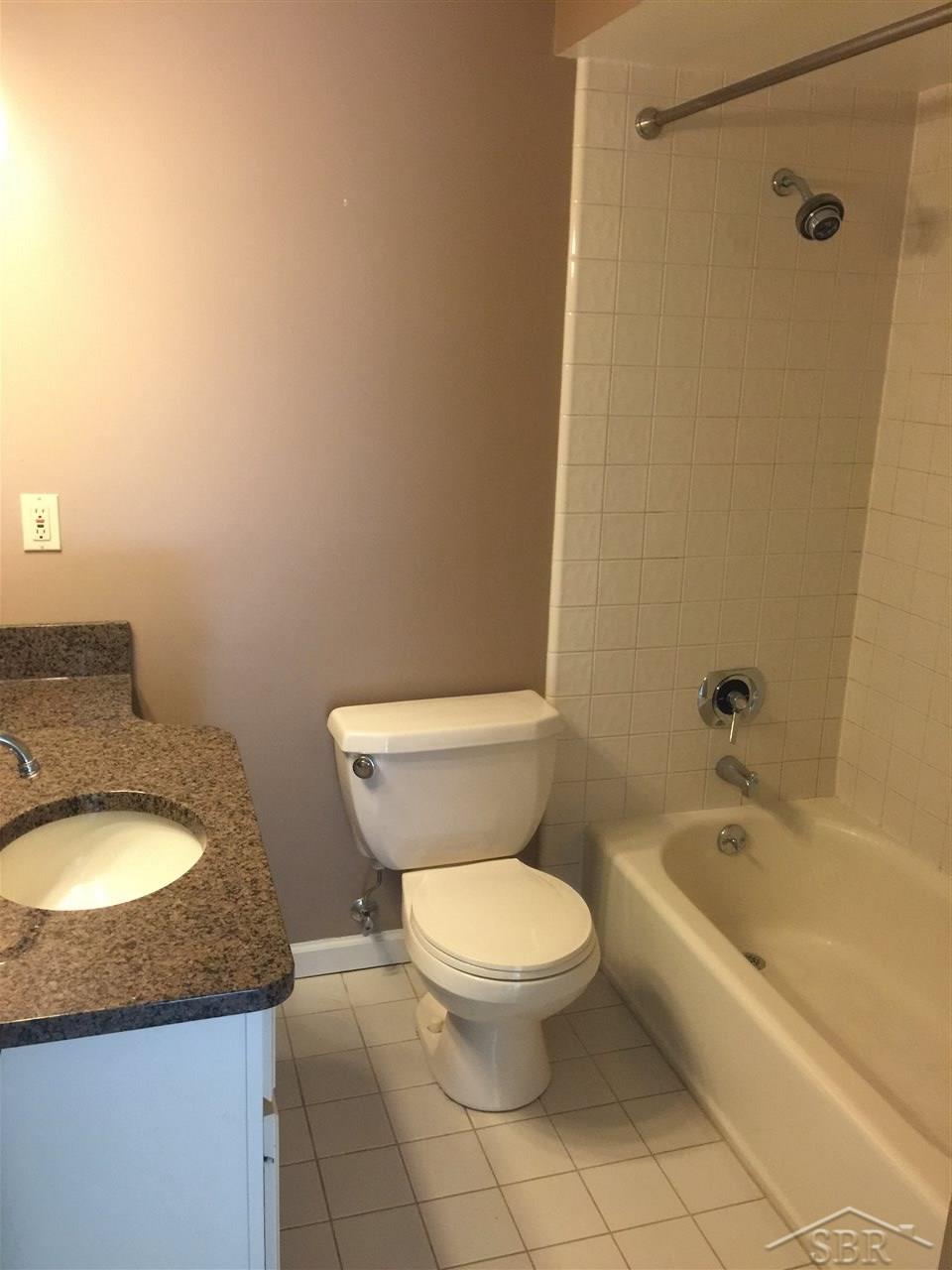 790 Somerset Road Saginaw, MI 48638 - Photo 14 of 22 31257933-13.JPG