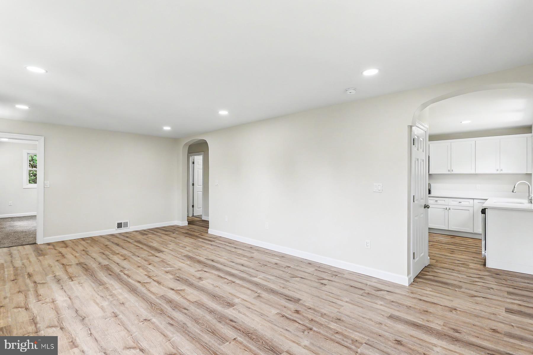 230 South 4th Street Steelton, PA 17113 - Photo 5 of 18