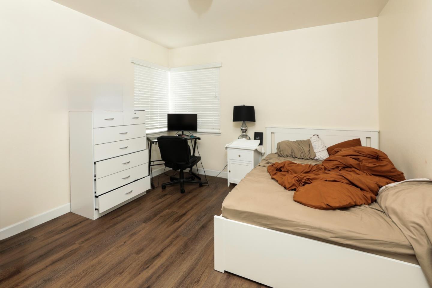 494 Dover Way Campbell, CA 95008 - Photo 27 of 28 a living room with furniture and a flat screen tv