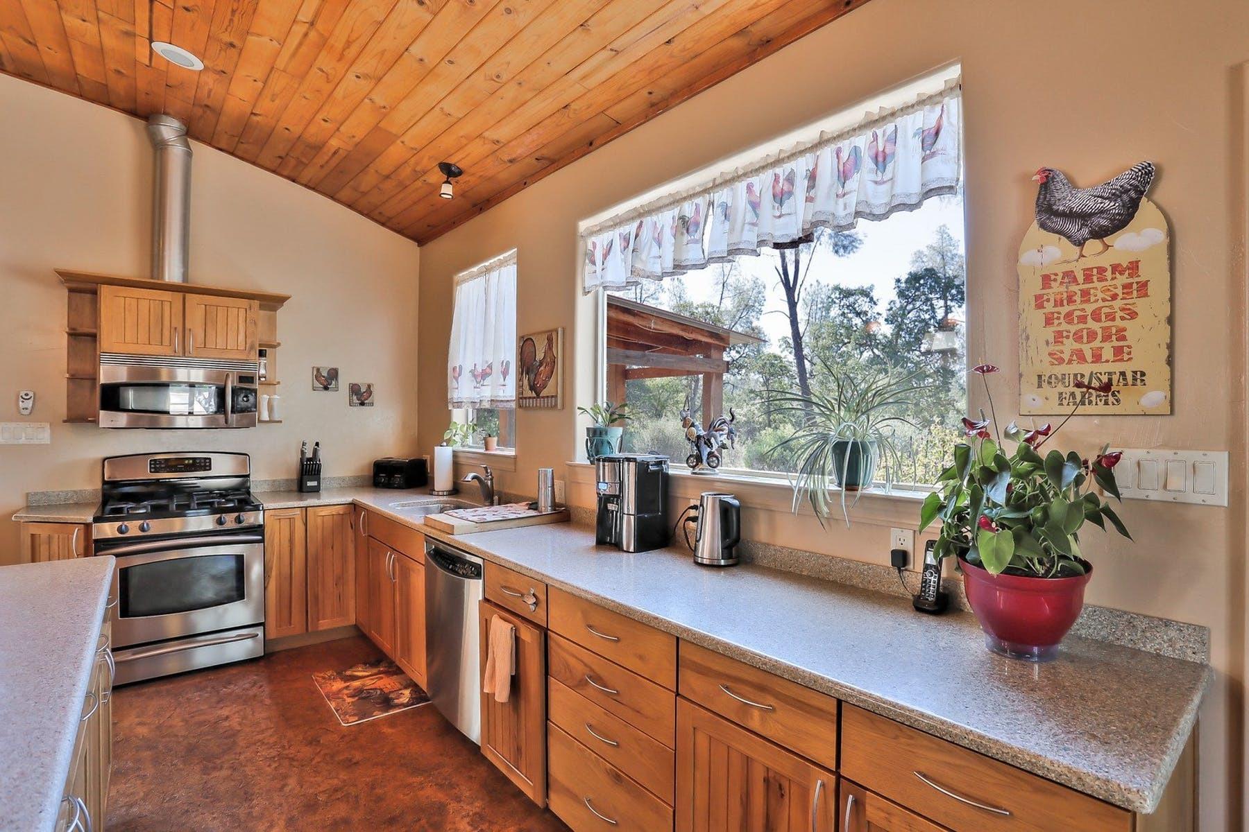 27055 Hobart Road Shingletown, CA 96088 - Photo 6 of 75 https_%2F%2Fd1phq33hlwqojy.cloudfront.ne