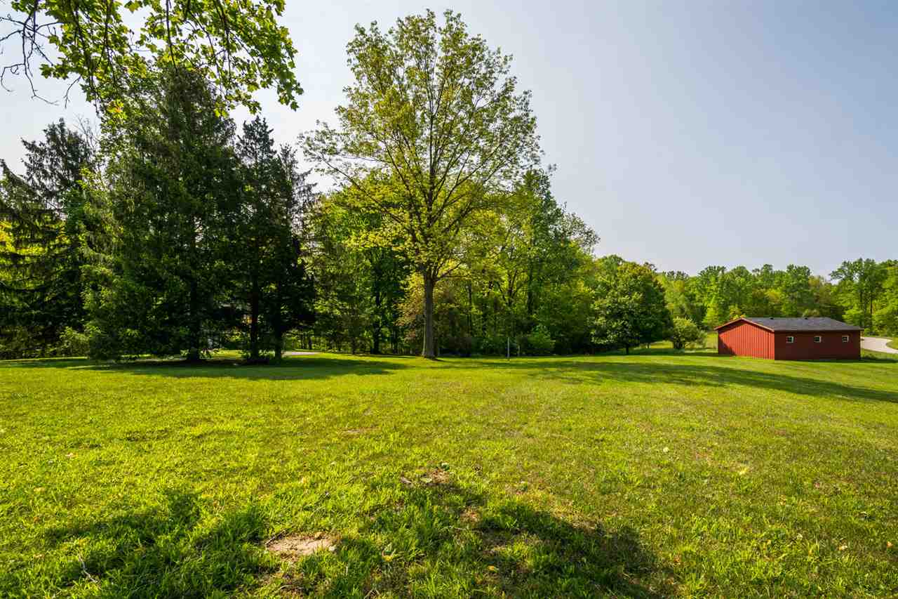 4550 East Inverness Woods Road Bloomington, IN 47401 - Photo 3 of 34