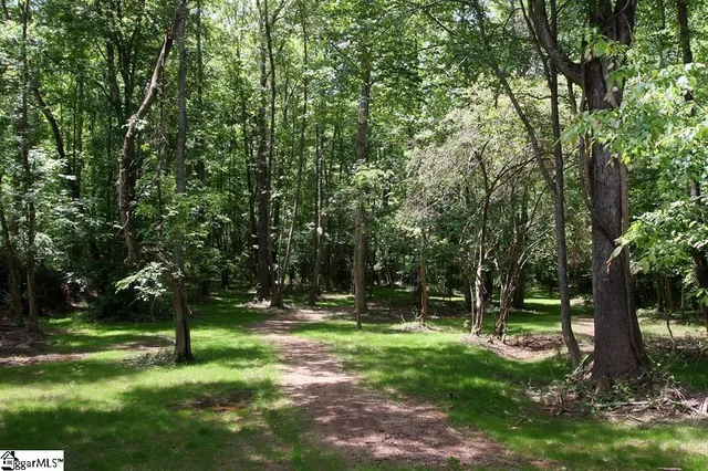 $829,000 | 18 Cushing Street, Piedmont, SC 29673