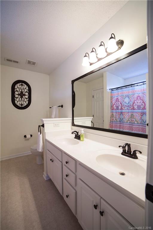508 Red Oak Court Tega Cay, SC 29708 - Photo 11 of 15 Gallery Image 11