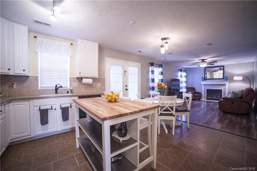 508 Red Oak Court Tega Cay, SC 29708 - Photo 3 of 15 Gallery Image 3
