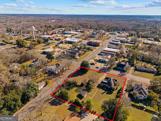 $279,000 | 104 West 3rd Avenue, Buena Vista, GA 31803