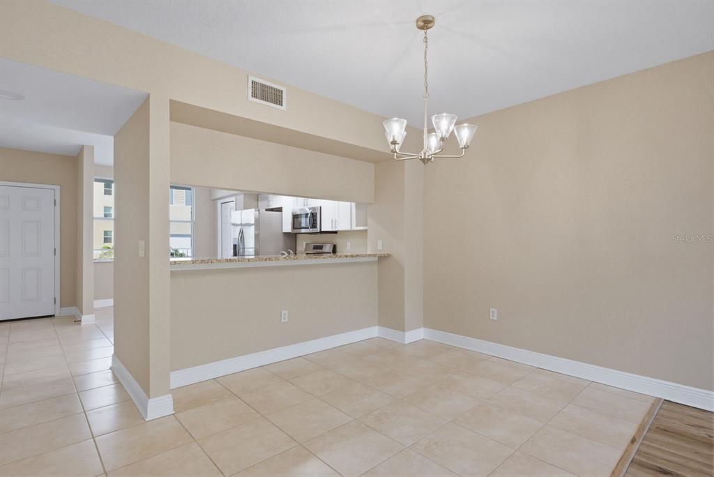 960 Starkey Road, Unit 5105 Largo, FL 33771 - Photo 9 of 32