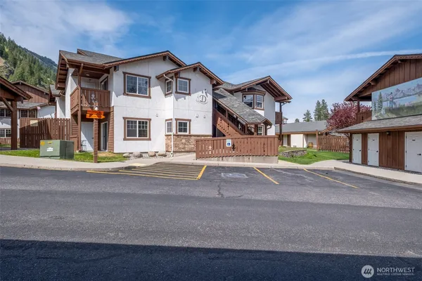 $599,000 | 545 Junction Lane, Unit D706, Leavenworth, WA 98826