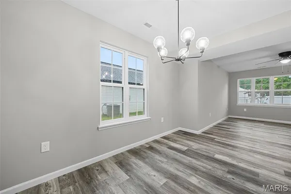 $332,200 | 203 Jimmy H Drive, Jonesburg, MO 63351