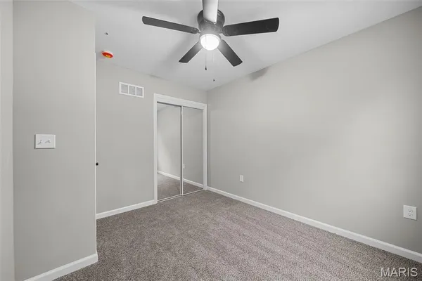$332,200 | 203 Jimmy H Drive, Jonesburg, MO 63351
